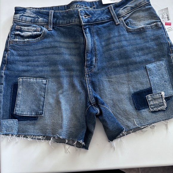 M jeans by Maurice’s - Picture 2 of 3